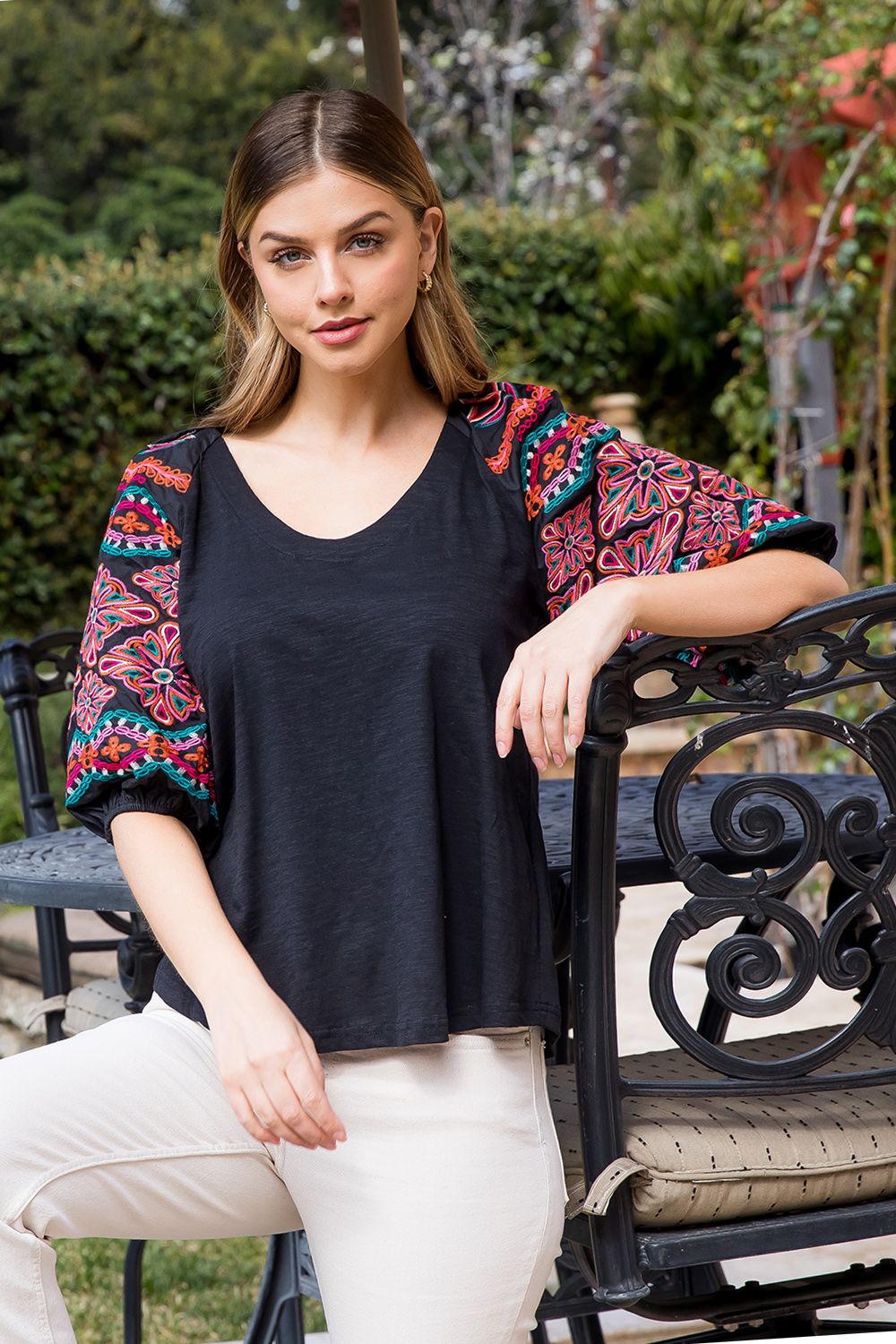 Embroidered Puff Sleeve Top